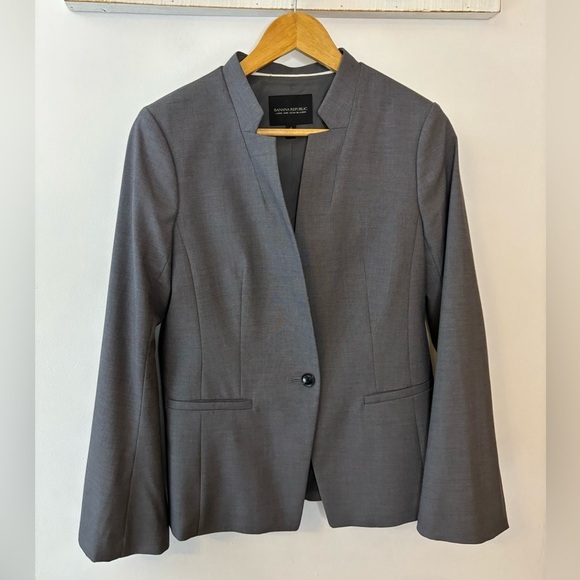 Banana Republic Long and Lean Gray Blazer Stand Collar - Picture 11 of 11